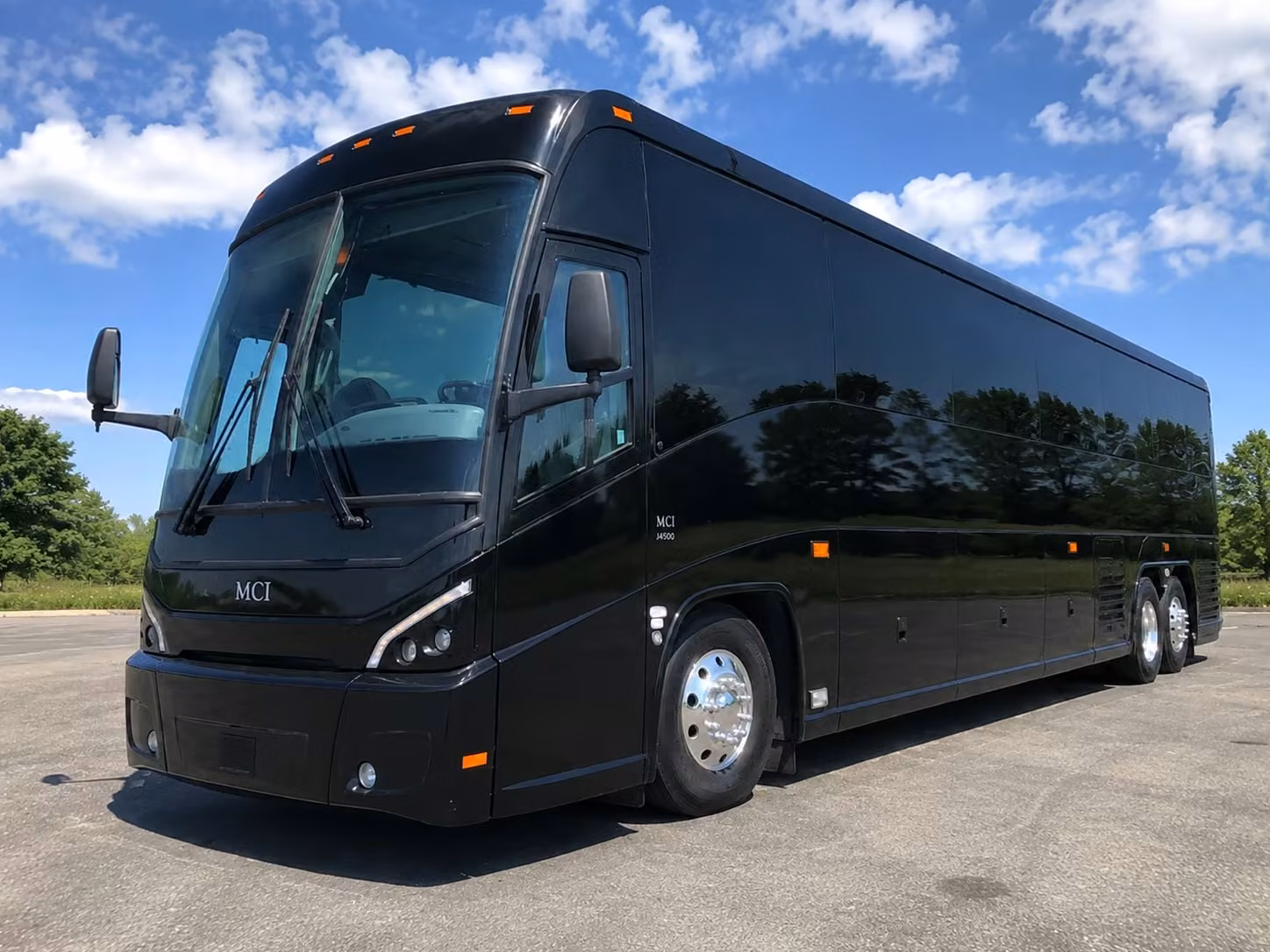 airport shuttle bus service from wallingford to bradley hartford and beyond