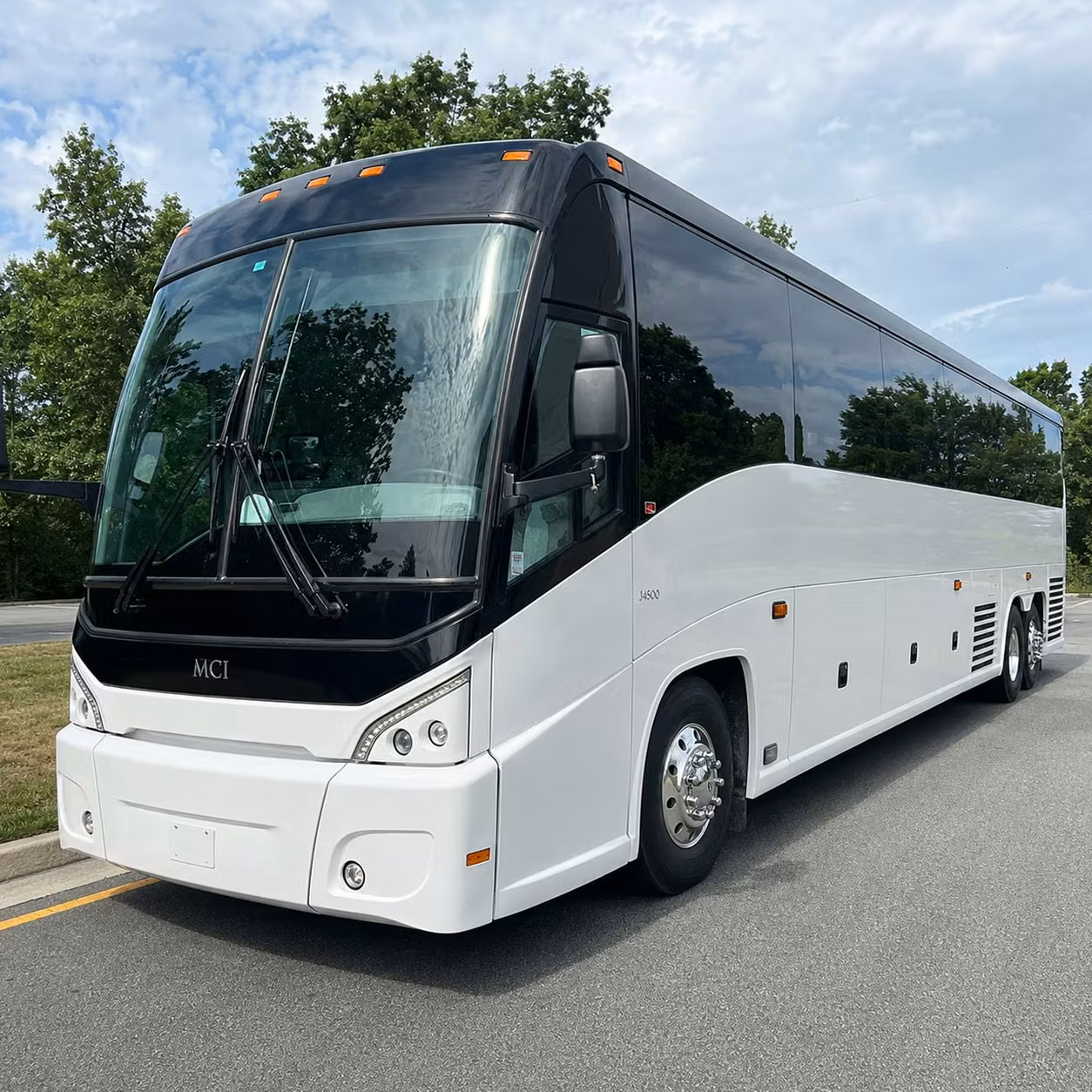 corporate and conference long distance transportation from wallingford ct