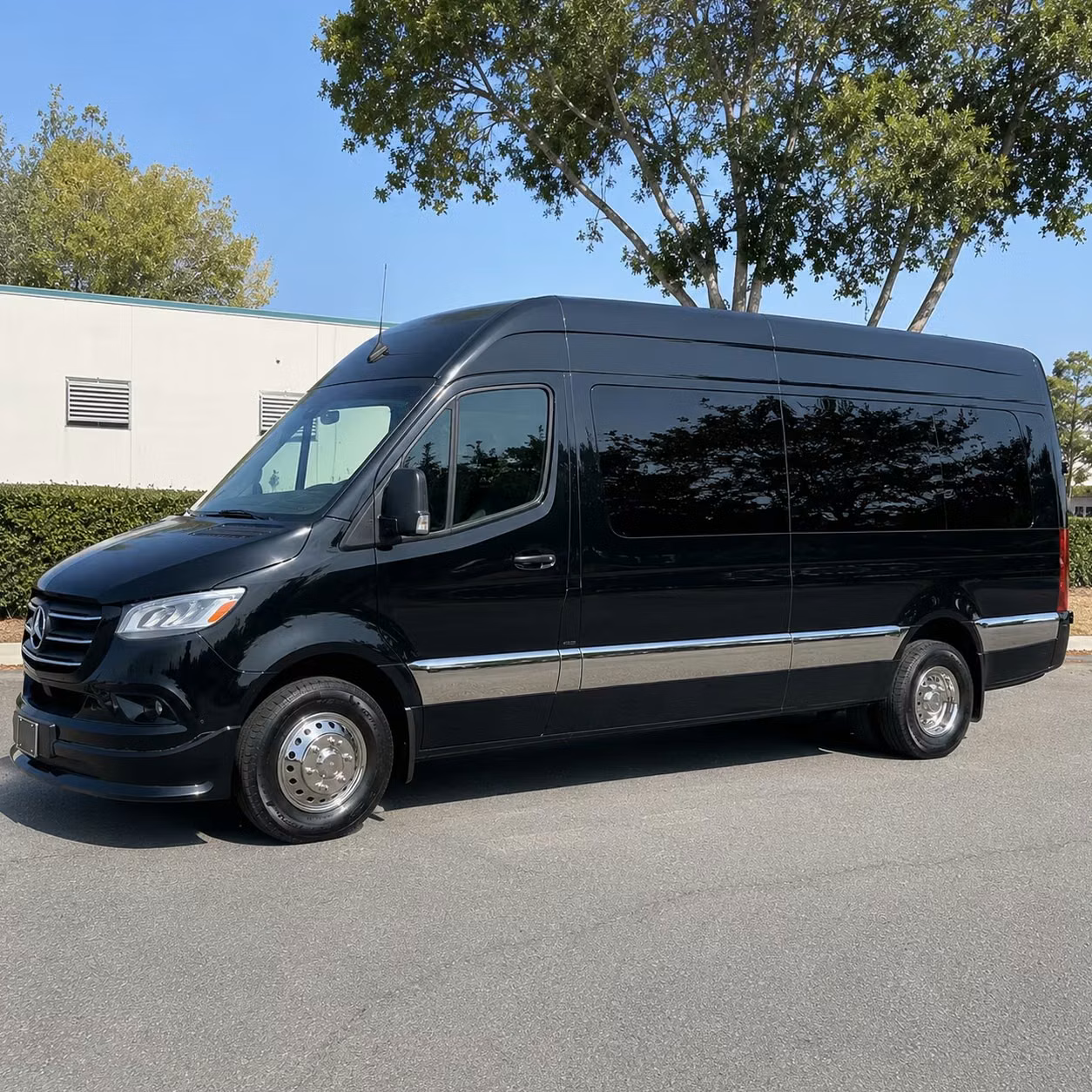 corporate event bus rentals in wallingford
