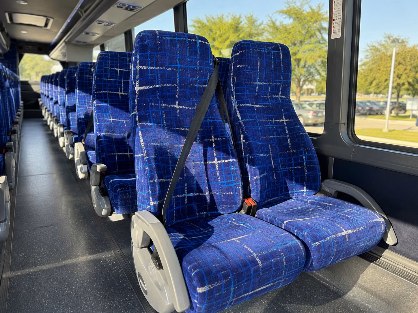 fan bus rentals to uconn huskies games from wallingford