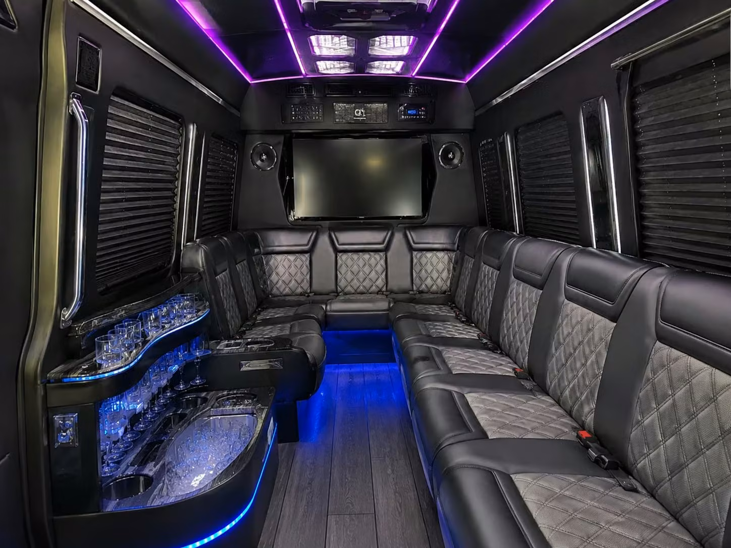 let wallingfordcharterbuscompany com handle your wallingford rehearsal dinner transportation too