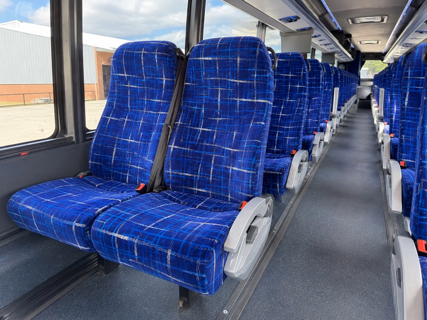 shuttle buses for tournaments and multi day sporting events near wallingford