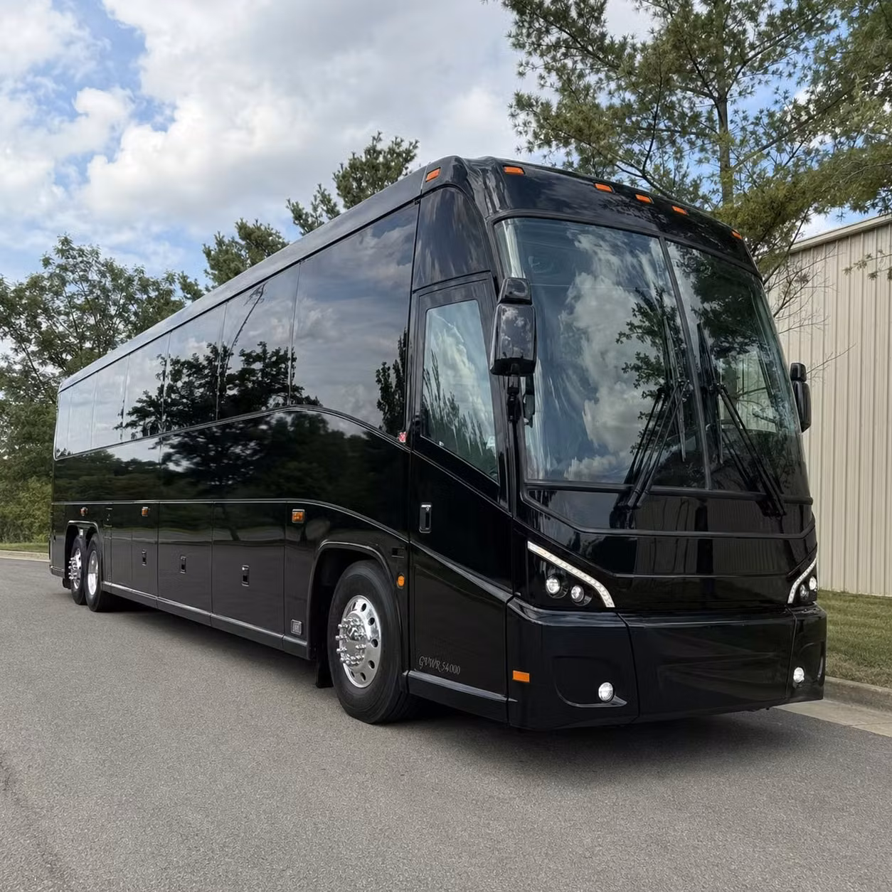shuttling personnel to and from connecticut state facilities near wallingford