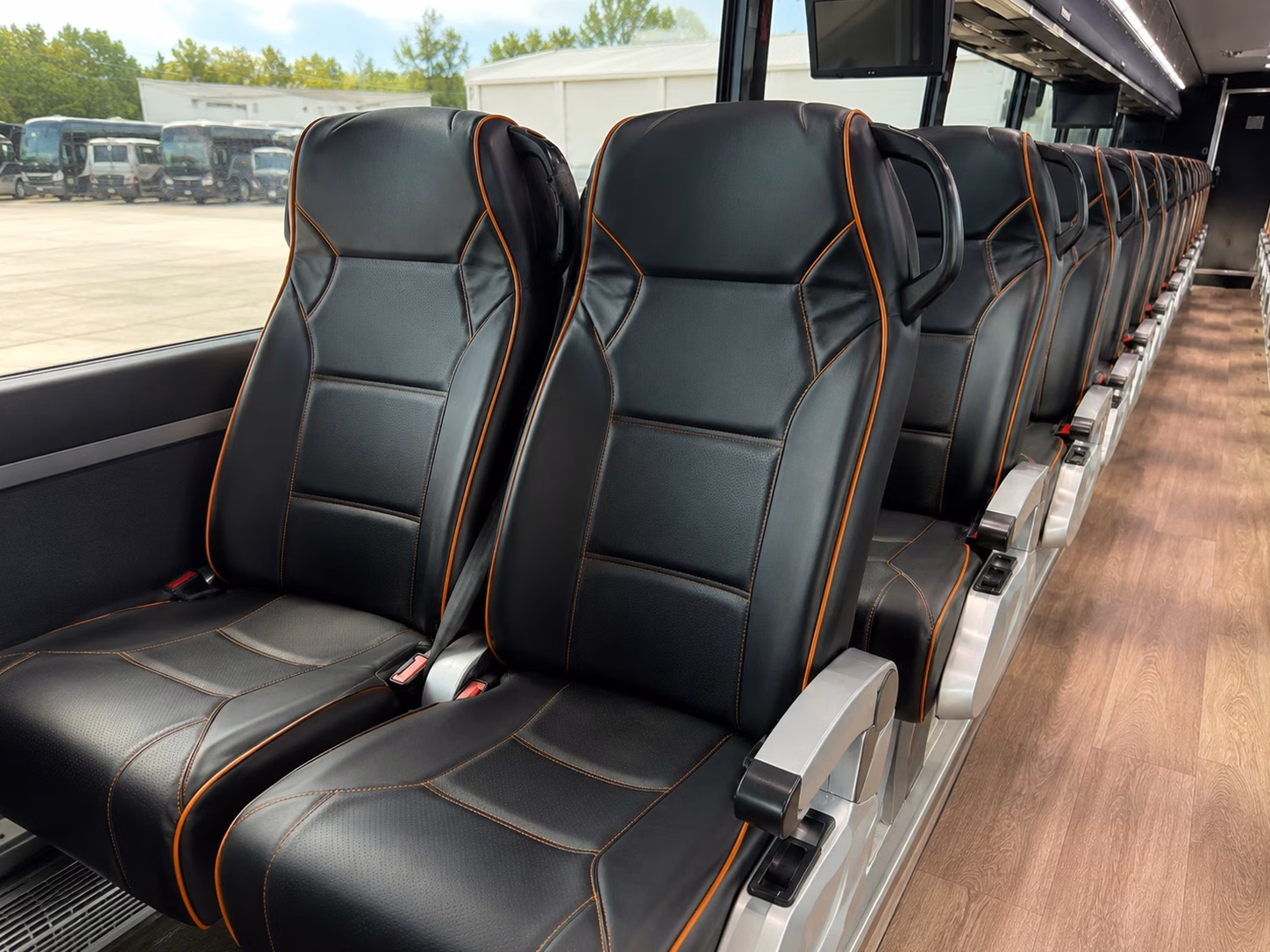 wallingford charter bus rentals for weddings