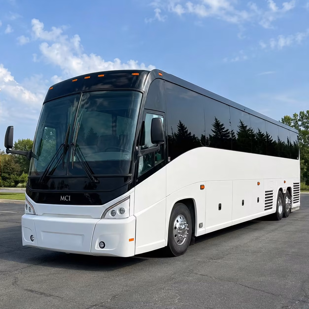 you can find and book long distance transportation in wallingford and any nearby city